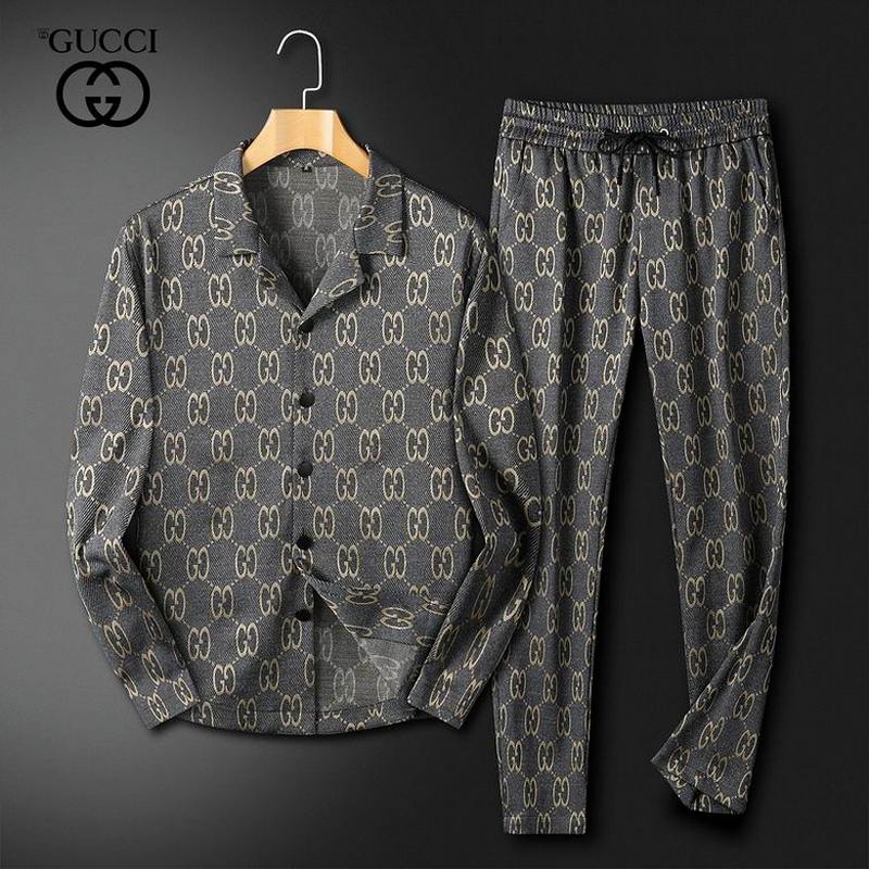 Gucci Men's Suits 179